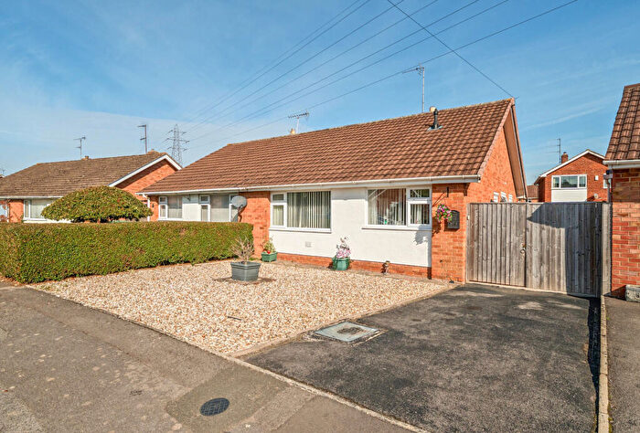2 Bedroom Bungalow For Sale In Stanwick Crescent, Cheltenham, Gloucestershire, GL51