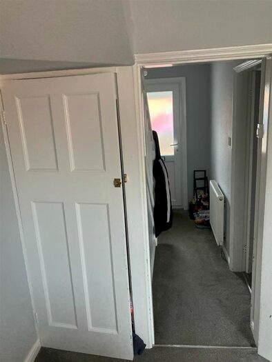 3 Bedroom Property To Rent In Broad Avenue, Elstow, Bedford, MK42