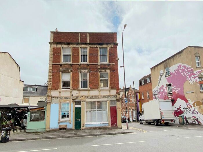 5 Bedroom House To Rent In Jamaica Street, Stokes Croft, Bristol, BS2