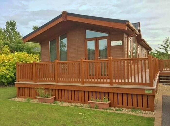 2 Bedroom Property For Sale In The Lakes At Far Grange, Skipsea, Driffield, YO25