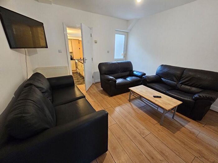 1 Bedroom Terraced House To Rent In Croydon Road, Selly Oak, Birmingham, B29