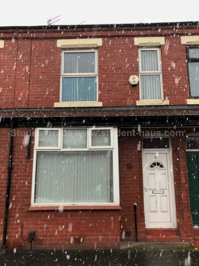 4 Bedroom Terraced House To Rent In Romney Street, Salford, M6