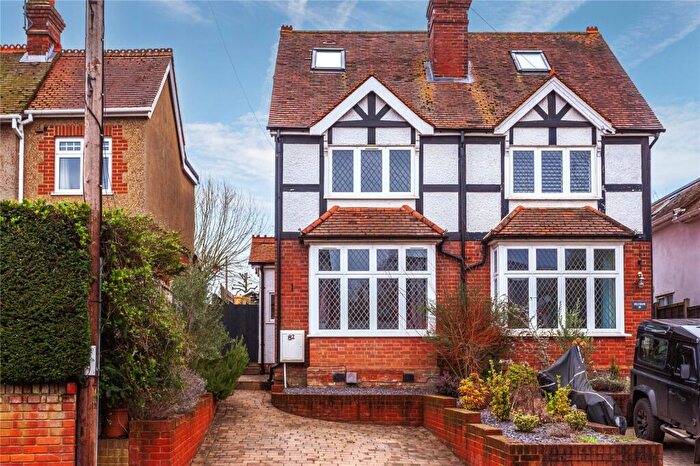 3 Bedroom Semi-Detached House For Sale In Victoria Road, Wargrave, Berkshire, RG10