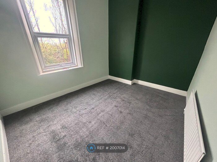 2 Bedroom Flat To Rent In Coach Road, Newcastle Upon Tyne, NE28