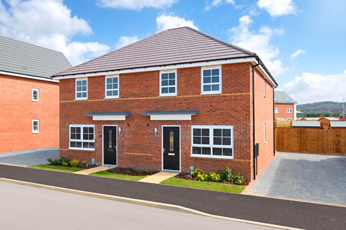 3 Bedroom End Of Terrace House For Sale In Kitchener Drive, Eaton Leys, Milton Keynes, Bucks, MK17