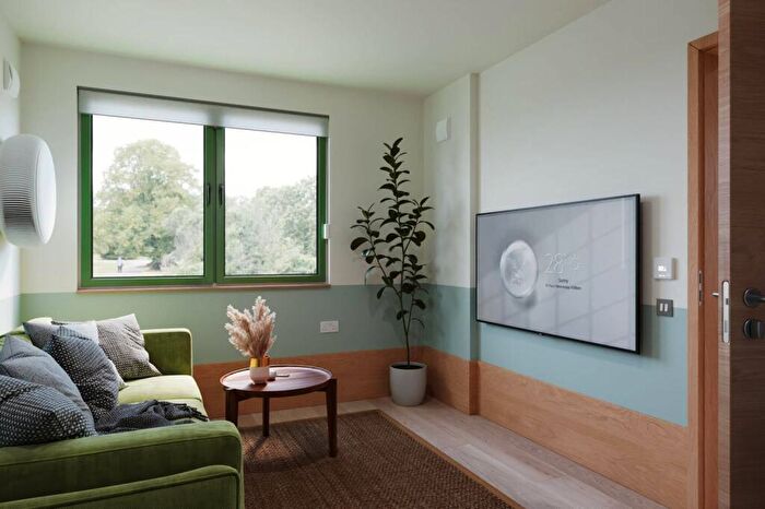 3 Bedroom Terraced House To Rent In North Down, Sanderstead, South Croydon, CR2