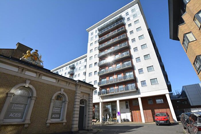 1 Bedroom Apartment To Rent In New Road, Brentwood, Essex, CM14