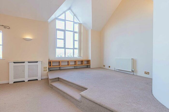 3 Bedroom Duplex To Rent In Stephenson Wharf, Hemel Hempstead, HP3