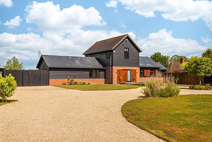 4 Bedroom Detached House For Sale In Collendean Barn, Norwood Hill, Horley, Surrey, RH6