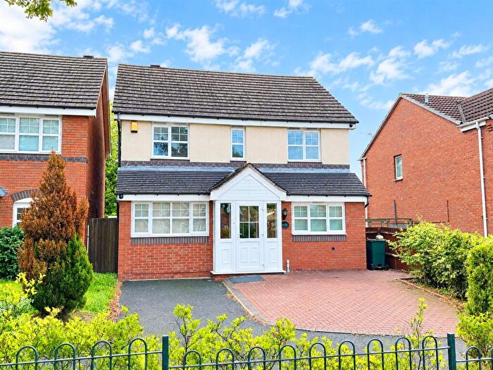 4 Bedroom Detached House For Sale In Tyburn Road, Birmingham, B24