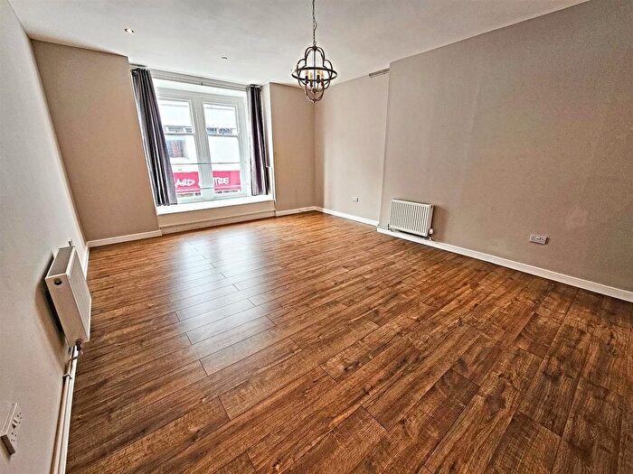 1 Bedroom Maisonette To Rent In Taff Street, Pontypridd, CF37