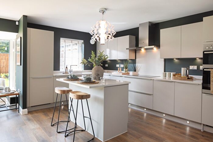 5 Bedroom Detached House For Sale In "Manning" At Gowering Way, Abingdon, OX14