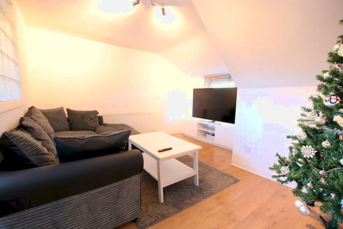 1 Bedroom Apartment To Rent In Barn Street, ML10