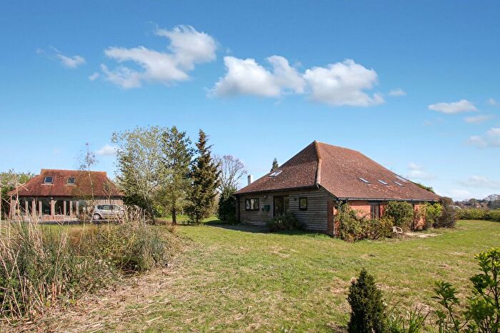 4 Bedroom Barn Conversion For Sale In Brook Street, Woodchurch, TN26