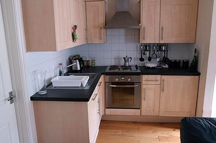 1 Bedroom Flat To Rent In The Conifers, Russell Rise, Luton, LU1