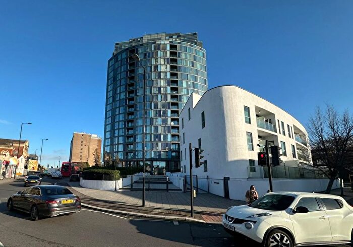1 Bedroom Flat For Sale In Flat Newgate Tower, Newgate, Croydon, Surrey, CR0