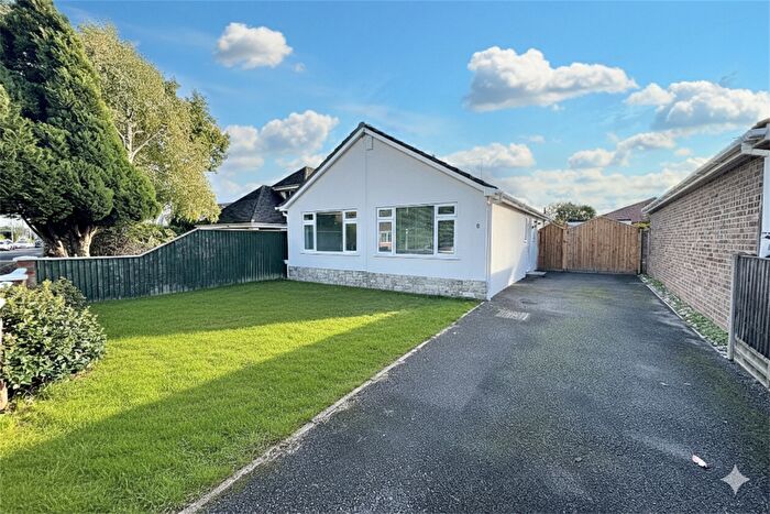 3 Bedroom Detached Bungalow For Sale In Ferndown, BH22