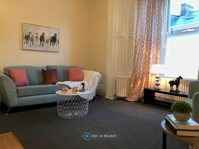 1 Bedroom Flat To Rent In Azalea Terrace North, Sunderland, SR2