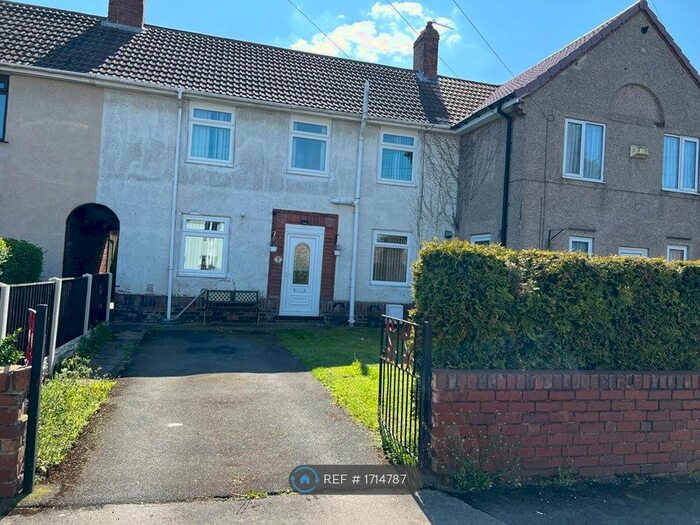 3 Bedroom Terraced House To Rent In The Woodway, Sunnyside, Rotherham, S66