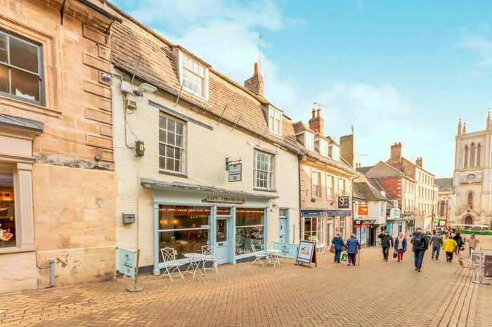 2 Bedroom Apartment To Rent In Ironmonger Street, Stamford, PE9