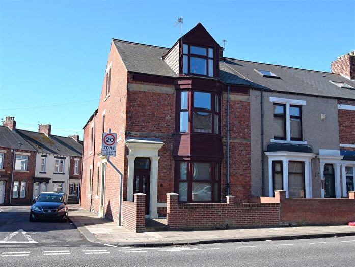 3 Bedroom Maisonette For Sale In Mortimer Road, South Shields, NE33