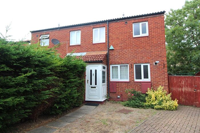 3 Bedroom End Terrace House To Rent In Manordene Road, North Thamesmead, SE28