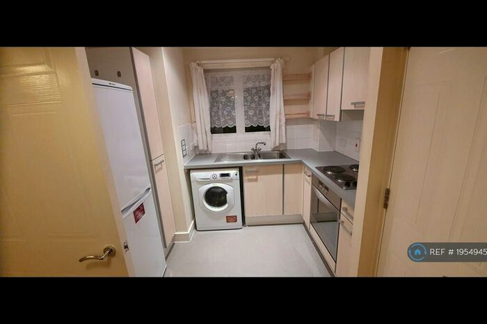 1 Bedroom Flat To Rent In Windmill Lane, London, E15