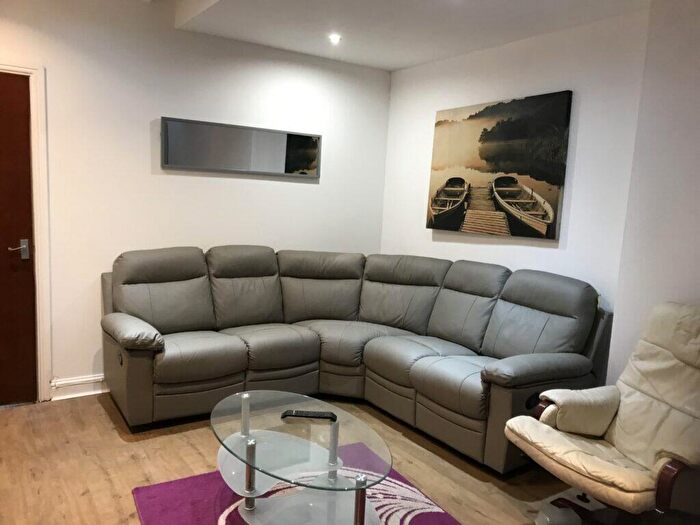 6 Bedroom Terraced House To Rent In Tiverton Road, Selly Oak, Selly Oak, B29