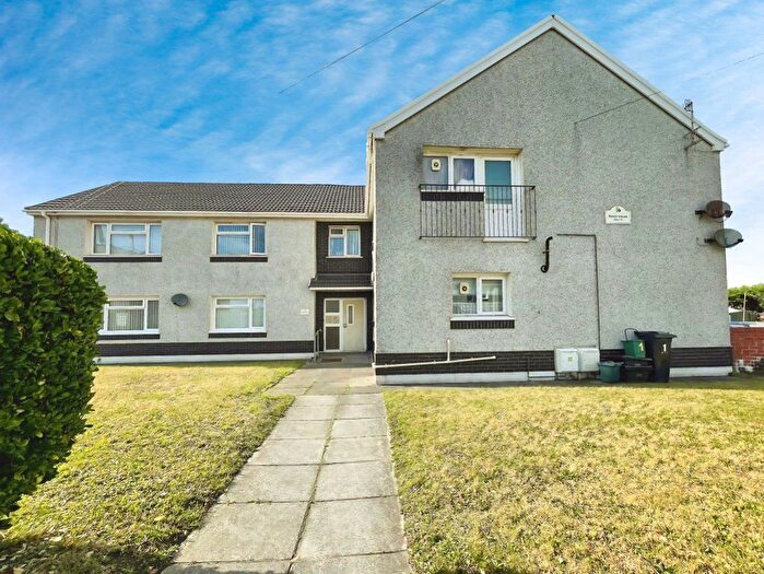 2 Bedroom Flat To Rent In Renoir House, Dalton Road, Port Talbot, SA12