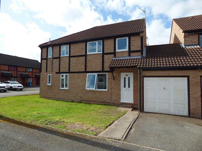 3 Bedroom Semi-Detached House To Rent In Tudor Close, Long Eaton, NG10