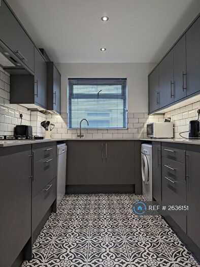 2 Bedroom Flat To Rent In Ingleside Crescent, Lancing, BN15