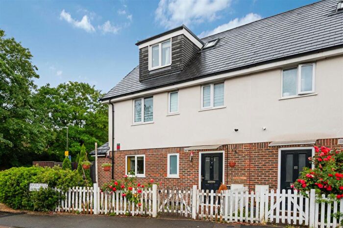 3 Bedroom House For Sale In Haslemere Avenue, Mitcham, CR4
