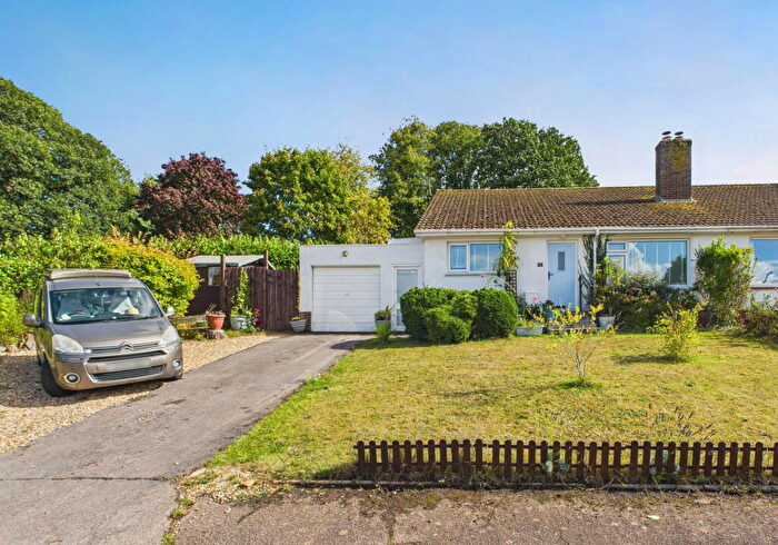 2 Bedroom Semi-Detached Bungalow For Sale In Metcombe Rise, Metcombe, Ottery St. Mary, EX11
