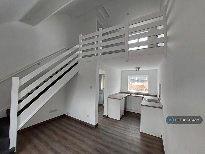 1 Bedroom Semi-Detached House To Rent In Appledore Drive, Oakwood, Derby, DE21