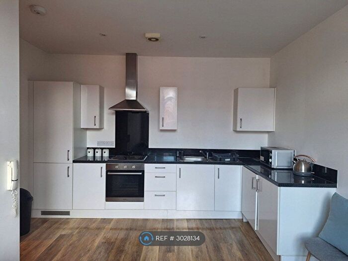 1 Bedroom Flat To Rent In City Road, Chester, CH1