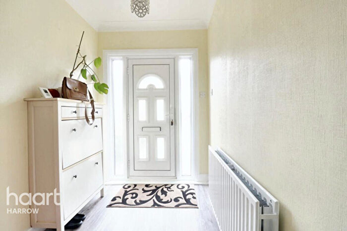 4 Bedroom Terraced House For Sale In Boxmoor Road, Harrow, HA3