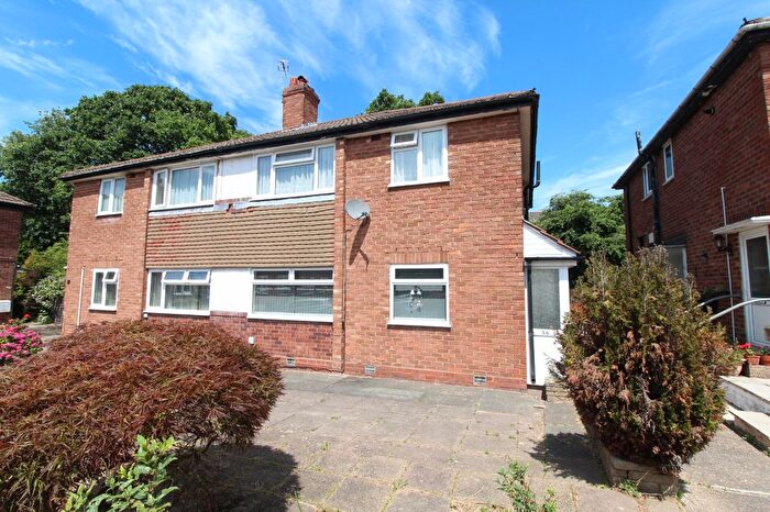 2 Bedroom Maisonette For Sale In Gayhurst Drive, Birmingham, West Midlands, B25