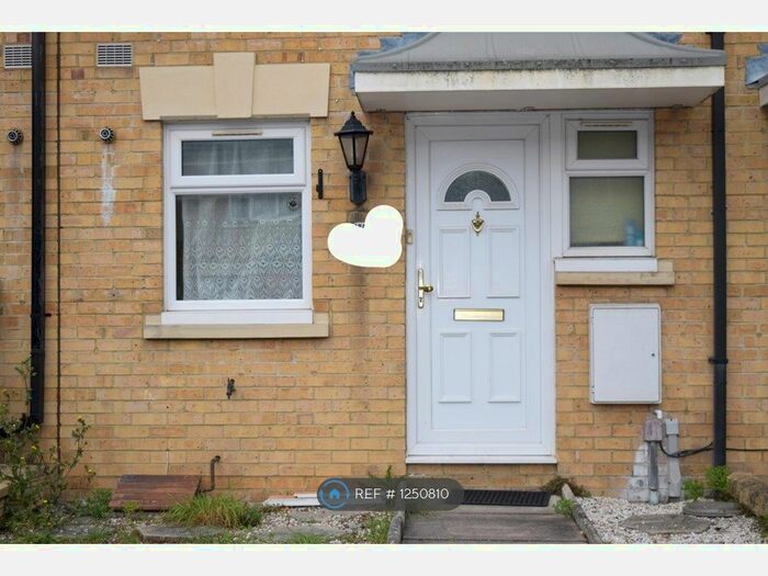 2 Bedroom Terraced House To Rent In Westminster Close, Feltham TW14