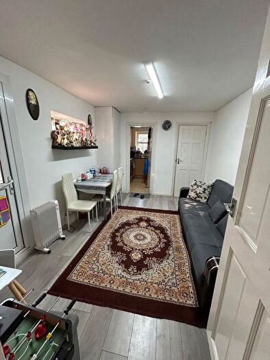 2 Bedroom Flat To Rent In Monega Road, London, E12