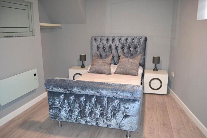 1 Bedroom House To Rent In Room, Pershore Road, B29