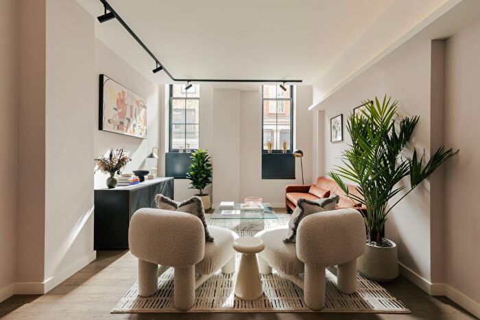 1 Bedroom Flat For Sale In Chapter House, Covent Garden, WC2B