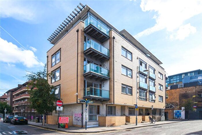 2 Bedroom Apartment For Sale In Wheler Street, London, E1