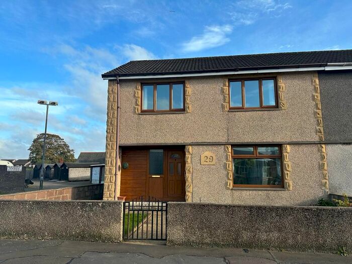 3 Bedroom Terraced House To Rent In Swintons Place, Hill Of Beath, Fife, KY4