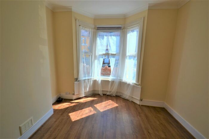 1 Bedroom Flat To Rent In Selsdon Road, London, E13