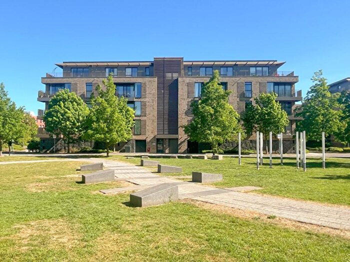 2 Bedroom Apartment For Sale In Lilywhite Drive, Cambridge, CB4