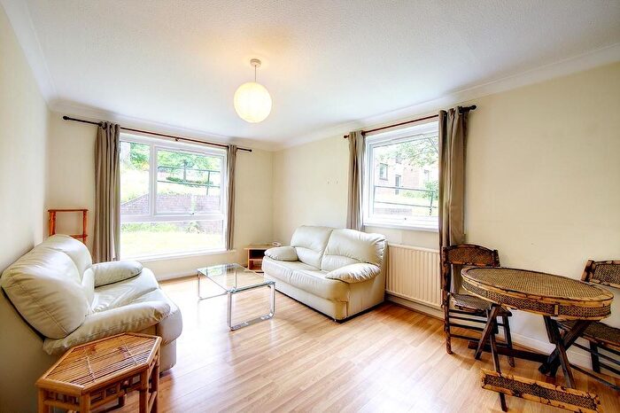 2 Bedroom Flat To Rent In Oakwood, Greystoke Gardens, Sandyford, NE2