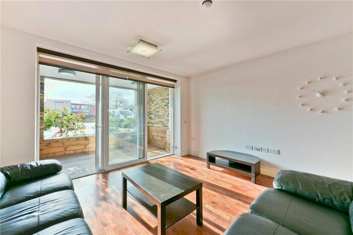 1 Bedroom Flat To Rent In North Road, Brentford TW8