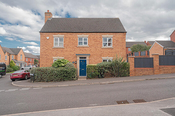 4 Bedroom Detached House For Sale In Ditta Drive, Oldbury, West Midlands, B69