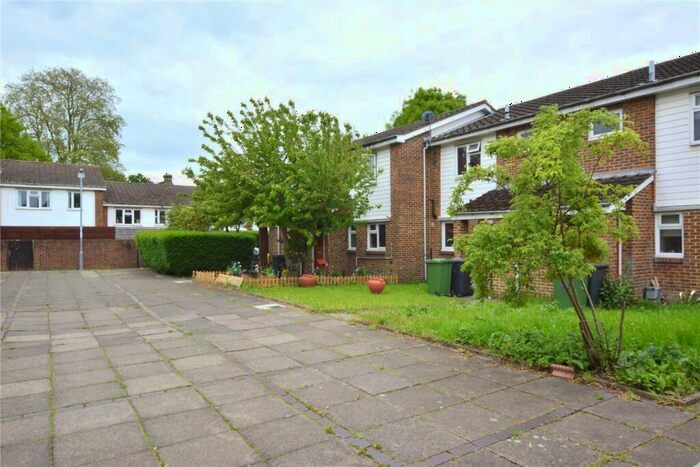 3 Bedroom End Of Terrace House To Rent In Belmont Park Close, Lewisham, London, SE13