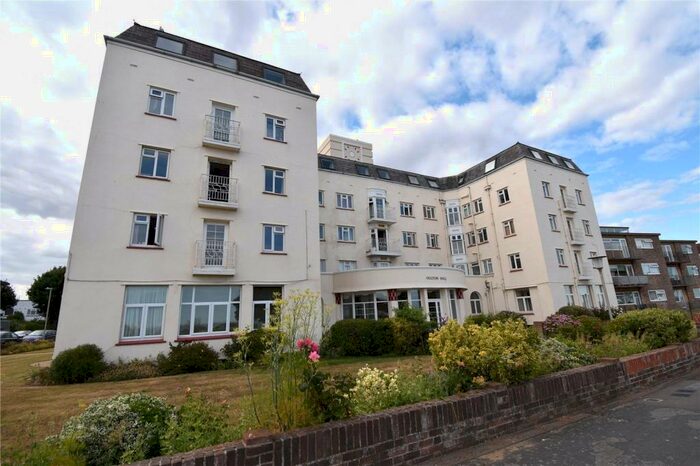 1 Bedroom Apartment To Rent In Marine Parade East, Clacton-on-Sea, Essex, CO15